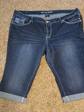 Rhythm & Blues Women’s Dark Blue Cropped Denim Shorts